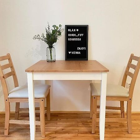 Mariahilfer Street Apartment Вена Экстерьер фото